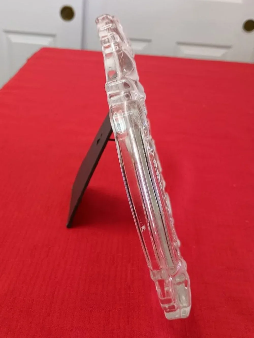 Vintage Triple Oval Glass Picture Frame. Great for baby or wedding photos.